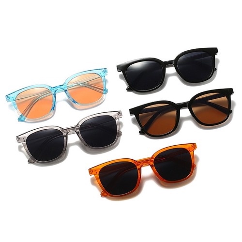 Kính mát gọng kim loại thiết kế thời trang