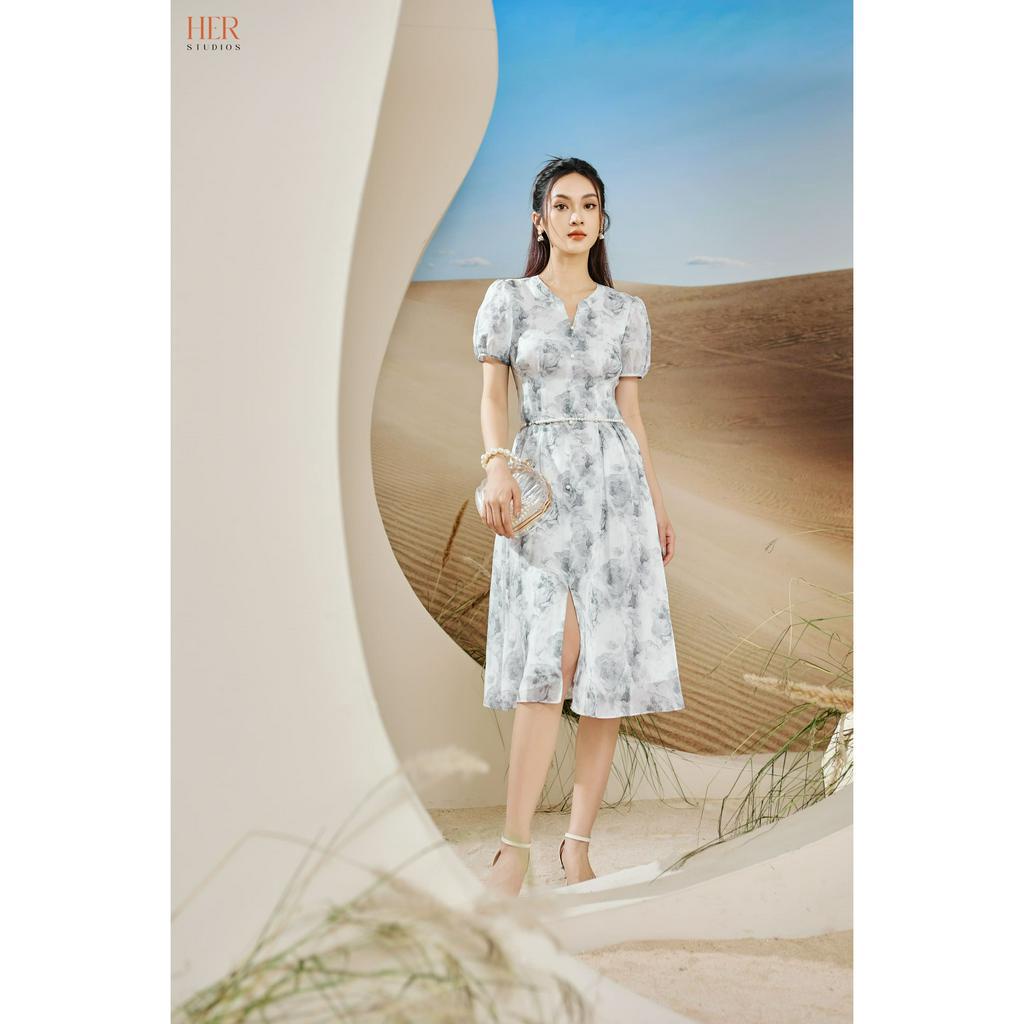 Đầm hoa nữ Her25 thiết kế váy dáng dài cổ V chiết eo kiểu dáng thanh lịch