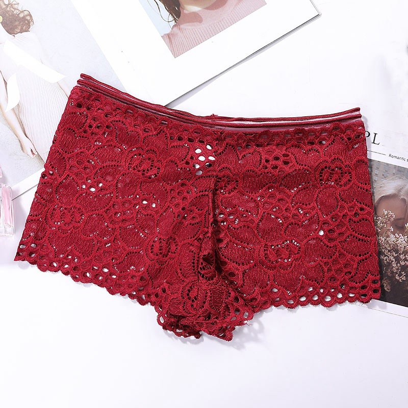 Quần lót ren hoa lưng thấp thiết kế khoét quyến rũ cho phái nữ