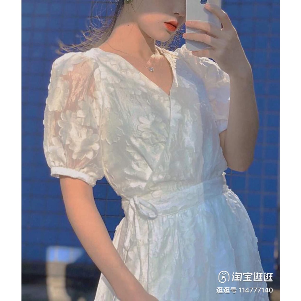 Váy hoa nổi thắt eo tiểu thư