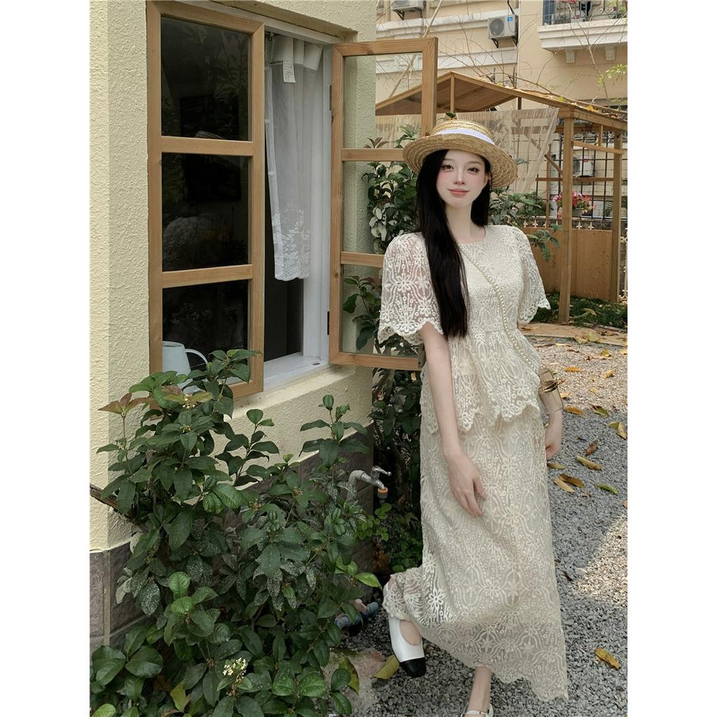 Set áo + chân váy tiểu thư ren hoa