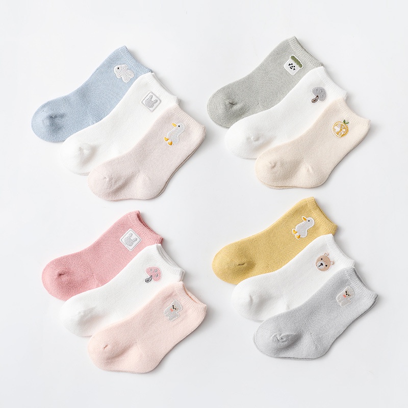 Set 3 Đôi Vớ Cotton Chống Trượt Họa Tiết Hoạt Hình Cho Bé Sơ Sinh 0-5 Tuổi