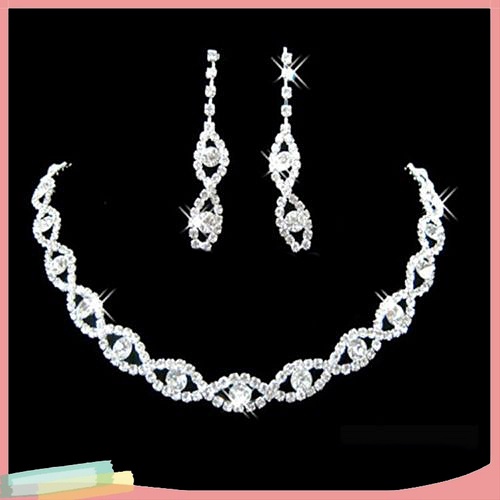 Bộ Vòng cổ + Đôi Khuyên Tai Dạng Xoắn Đính Đá Sang Trọng Cho Cô Dâu