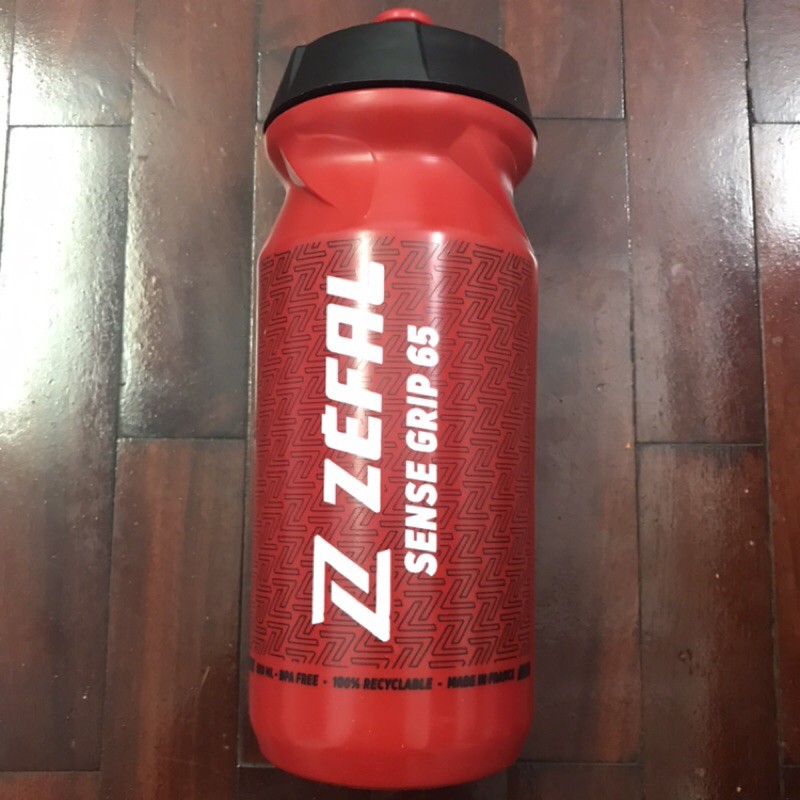 Bình nước xe đạp Zefal 650ml.