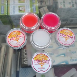 Sáp ong dưỡng môi chống thâm