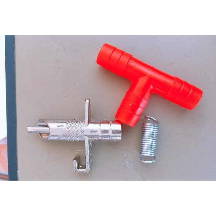 Com bo 200 van uống nước  cho thỏ