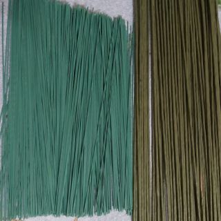 Combo 1 kg kẽm xi. 0.5 kg kẽm cành. 16 voan loang. 25 voan trơn. 2 nhụy.1 cụm điểm