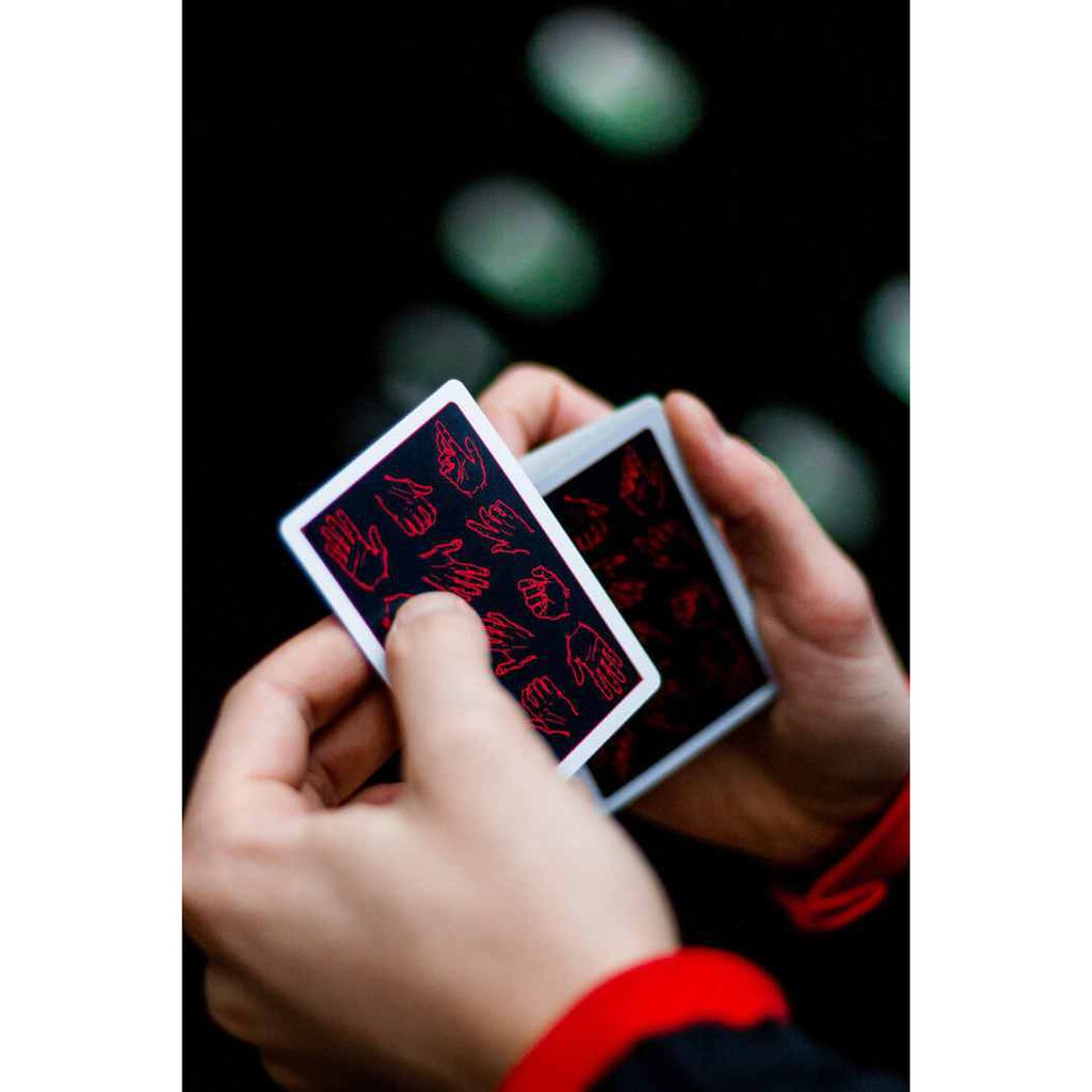 Bài ảo thuật : PALM Playing Cards