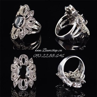 Nhẫn nữ cẩn đá đen sang trọng