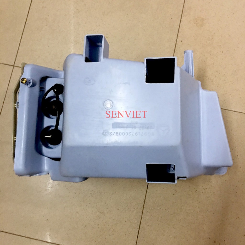 Đèn pha Howo 336 371