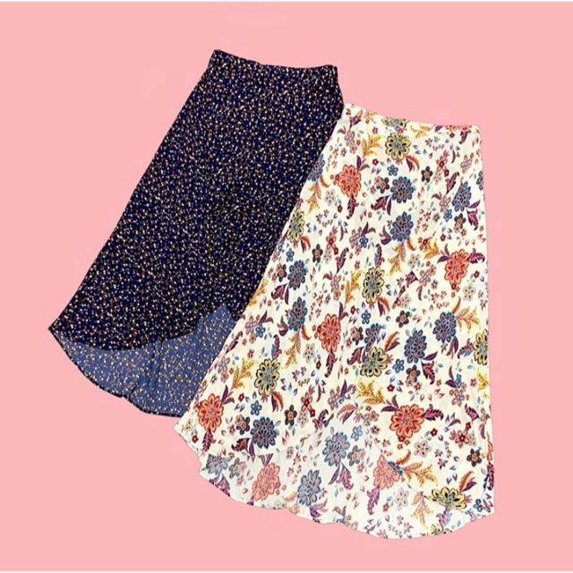 PETTY MIDI SKIRT