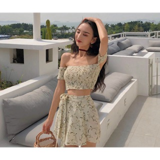 [SẴN ĐỎ] Set Áo Croptop Chân Váy Hoa Nhí Mặc Đi Biển Ulzzang Hàn Quốc Sexy