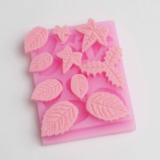 Khuôn silicon 4D 12 Lá Mã SG1102
