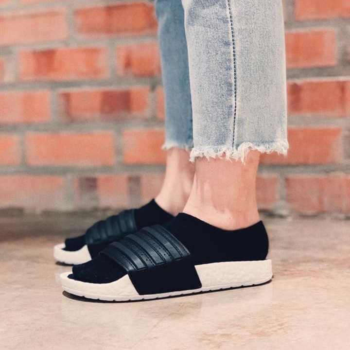 Dép Quai Ngang  Adilette Boost Thời Trang