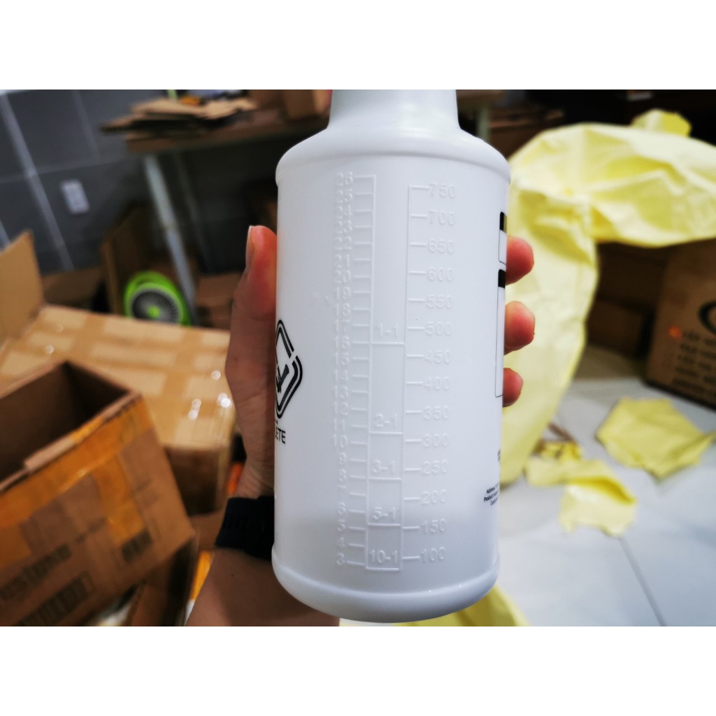 Bình Xịt SGCB Vòi Đài Loan Chuyên Dụng Kháng Hóa Chất 800ml