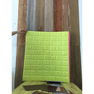 Xốp Dán Tường 3D, kích thước 70x77cm dày 0.7cm