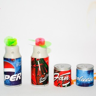 Đồ chơi quạt mini cầm tay dùng pin hình lon Coca, Pepsi