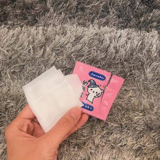 khăn ướt gói vuông kiểu dáng bcs
