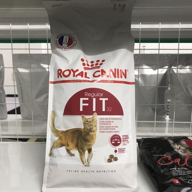Thức ăn cho mèo Royal Canin Fit 32 (2kg và 400g)