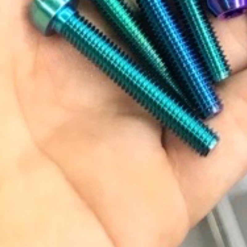 Ốc GR5 BẮT CHE KẾT NƯỚC (giá 1 con )