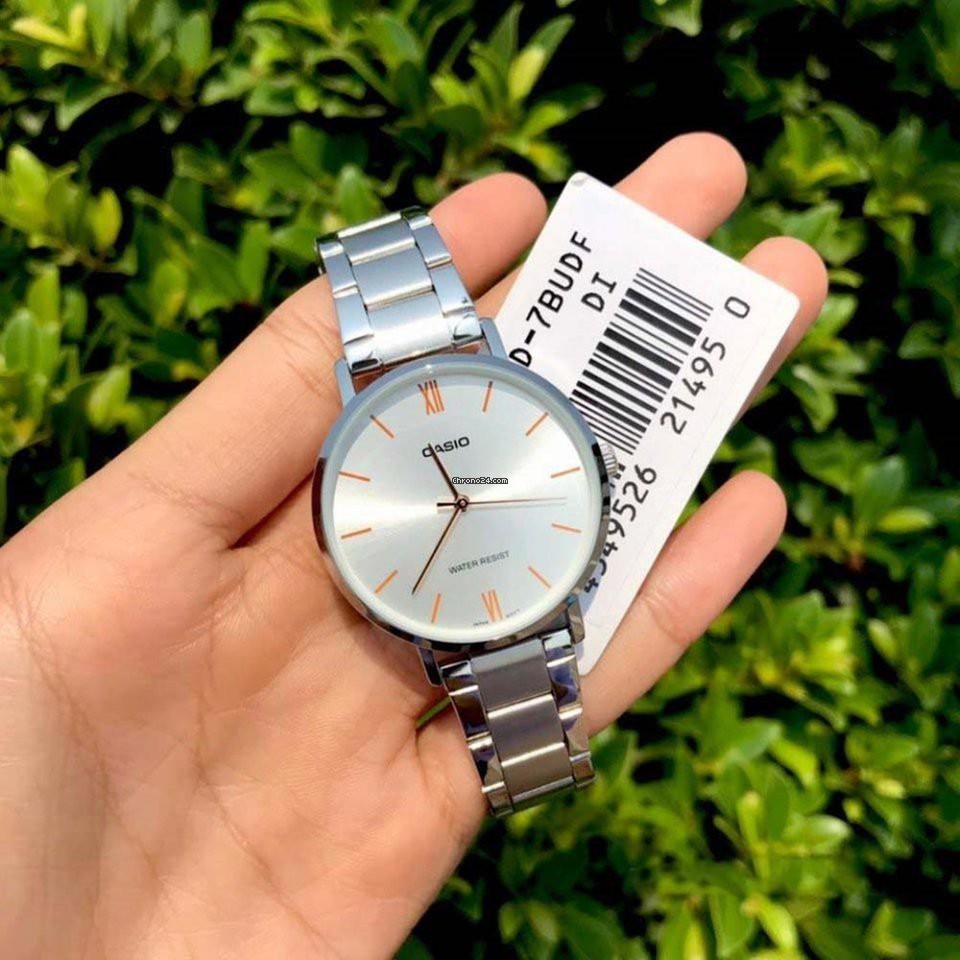 Đồng hồ nữ dây kim loại Casio Anh Khuê LTP-VT01D-7BUDF