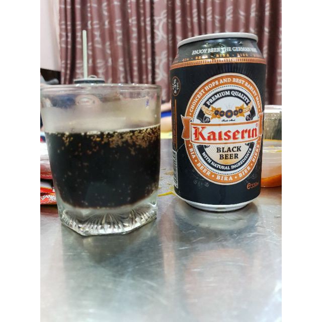 Bia Đen Đức Kaiserin Black thùng 24 lon, 5.3%, 330ml HSD;tháng 11năm 2022