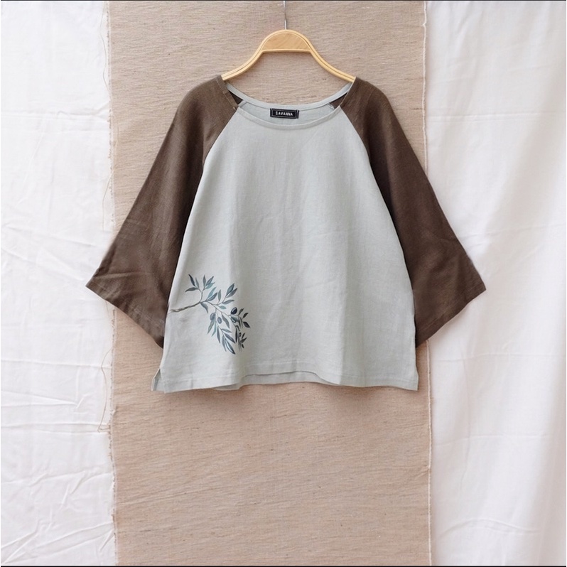 Áo tay ráp lăn phối màu dễ thương, sản phẩm vẽ tay thủ công