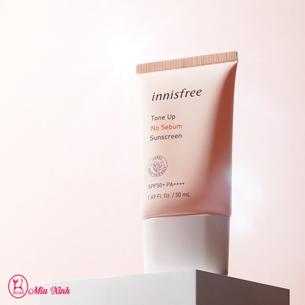 KEM CHỐNG NẮNG [INNISFREE] Tone Up No Sebum Suncreen SPF50 PA+++ | BigBuy360 - bigbuy360.vn