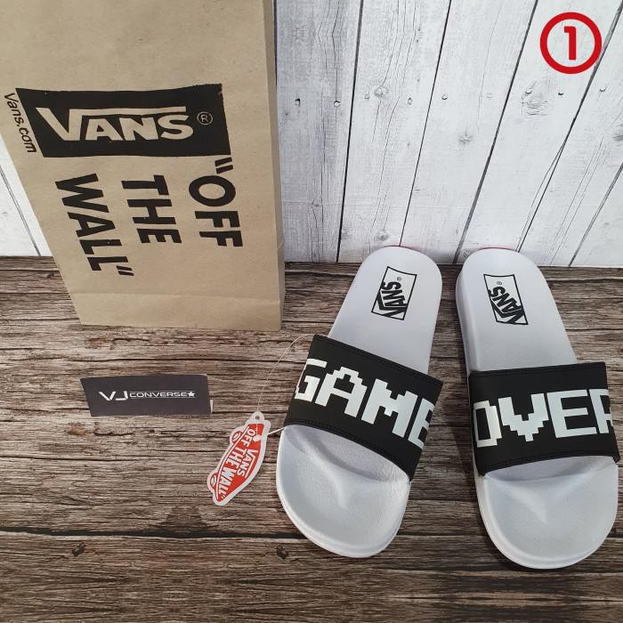 VANS Giày Sandal Trắng In Hình Nhân Vật Game Marvel 40