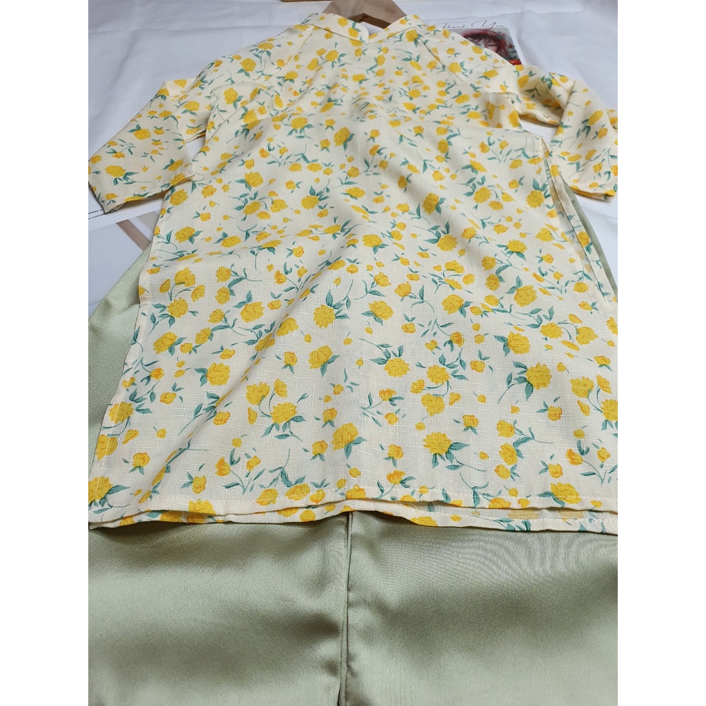 Áo Dài Hoa Nhí Cho Bé Gái Và Mẹ Hạ Vy Hoa Vàng MON