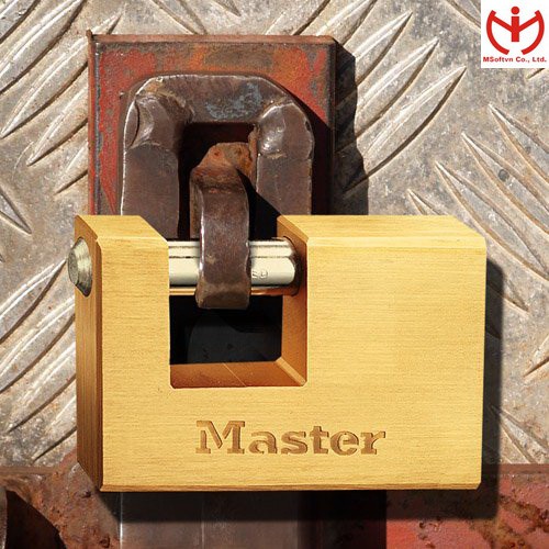 [Hỏa tốc HCM] Khóa cầu ngang Master Lock 608 EURD thân đồng rộng 85mm - MSOFT