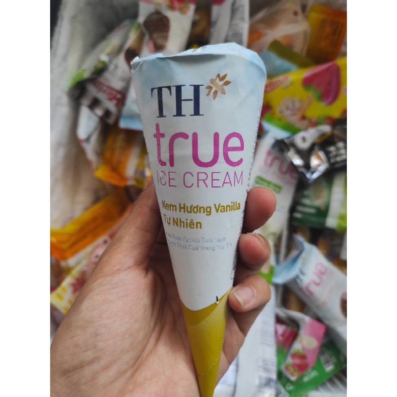 Kem ốc quế TH True Ice Cream vị vanila tự nhiên [NOW SHIP]