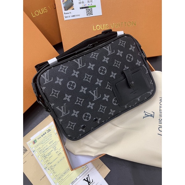 Lv Messenger for men Kích thước : 26cm 3 màu , dây đeo dài thêu logo fullbox bill da đẹp giá vừa tầm