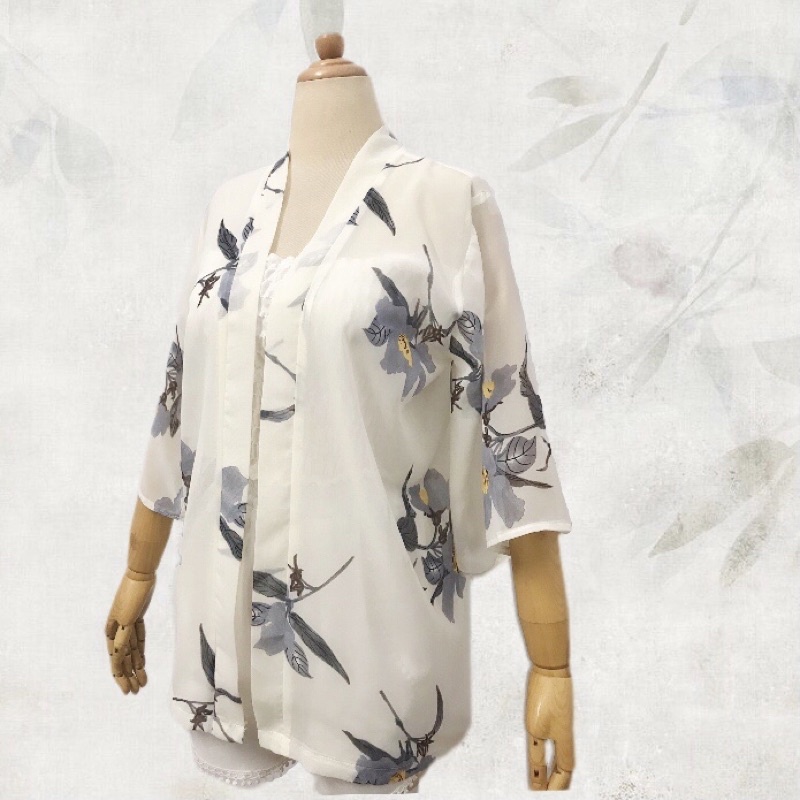 Áo kimono voan hoa nhã nhặn xinh new