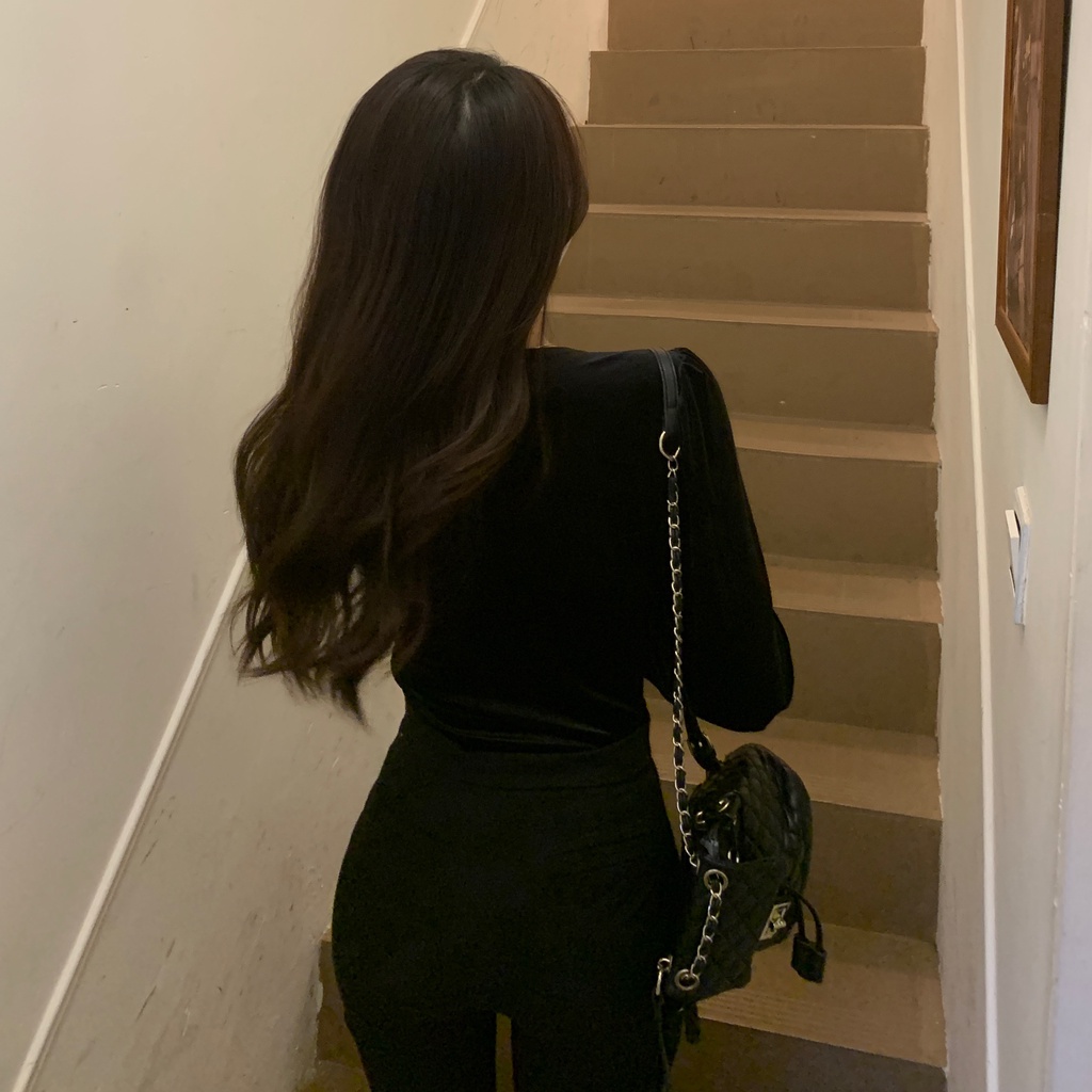 SUXI  Áo kiểu nữ vải nhung tay dài phồng cổ vuông họa tiết caro thời trang