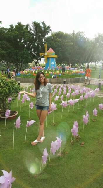 ÁO THUN ĐÍNH HOẠ TIẾT