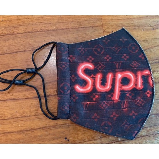 Khẩu trang Polo Style vải Su quay đeo dây nút rút - Thời trang, dễ thở, đeo thoải mái | BigBuy360 - bigbuy360.vn