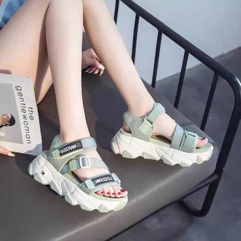 SANDAL CHỮ FS SIÊU HÓT