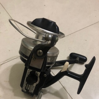 Máy Câu Cá Nhật Bãi Daiwa St Tương Đương Size 8000