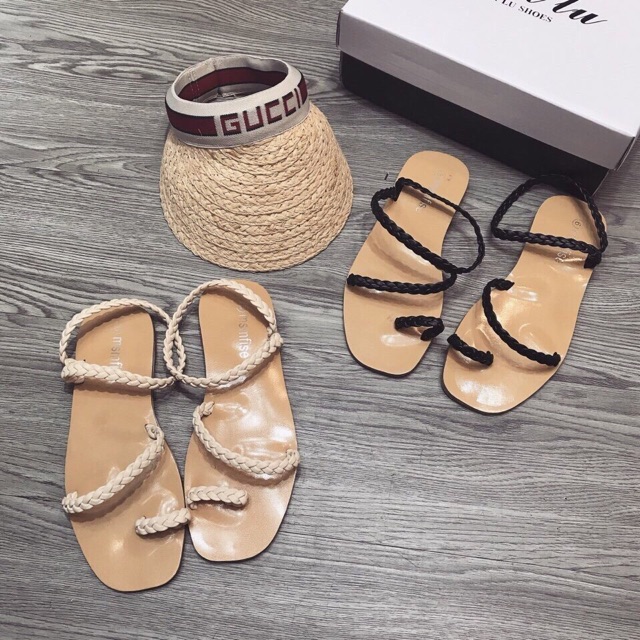 Sandal