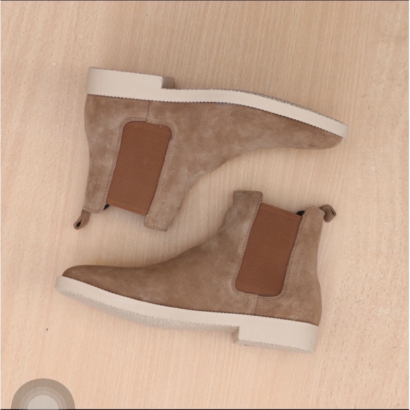 Giày Chelsea Boots Da Lộn Đế Hạt Công Sở | BigBuy360 - bigbuy360.vn
