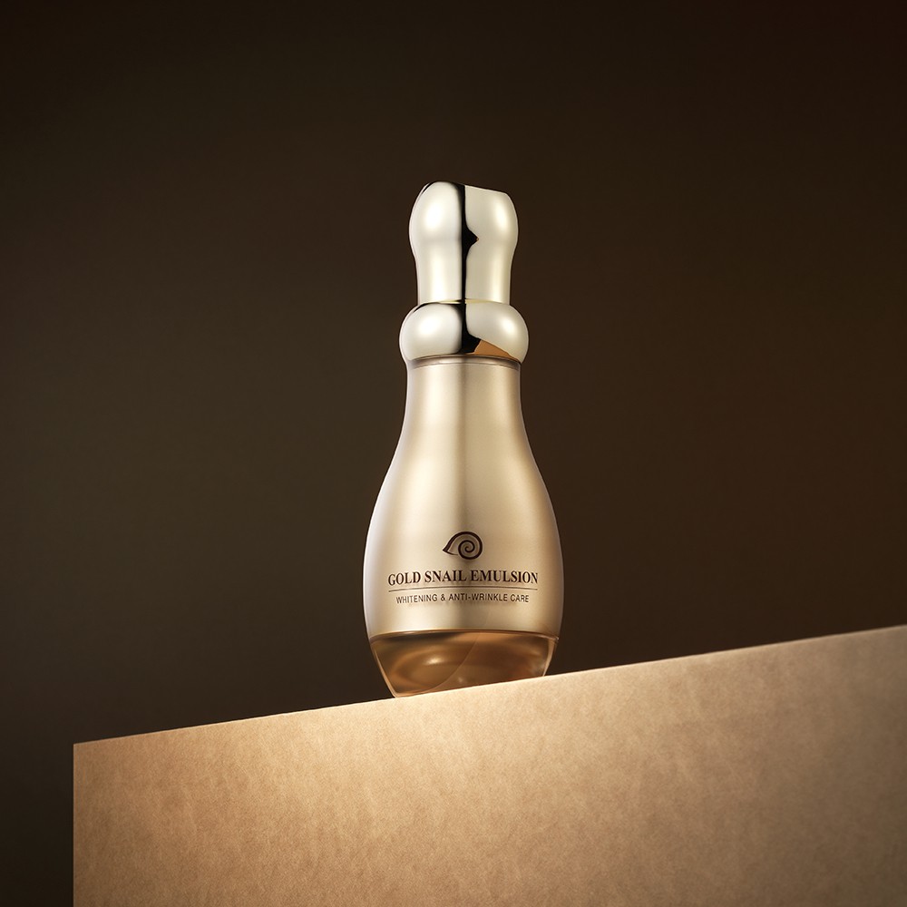 Sữa dưỡng chiết xuất vàng 24K và ốc sên Gold Energy Snail cấp ẩm và làm trắng da Synergy Gold Snail 130ml