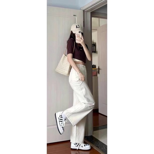 Quần jean xuông cạp cao thêu hoa vintage