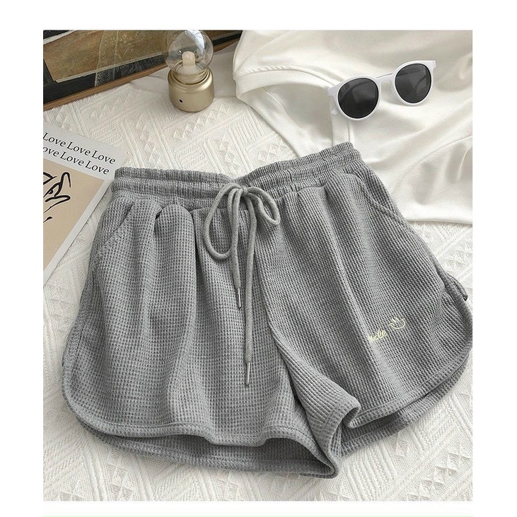 Quần Short Thể Thao Nữ Meestore - Sooc Mặc Nhà Dáng Ngắn Chất Tổ Ong Thêu Smile Phong Cách Ullzang
