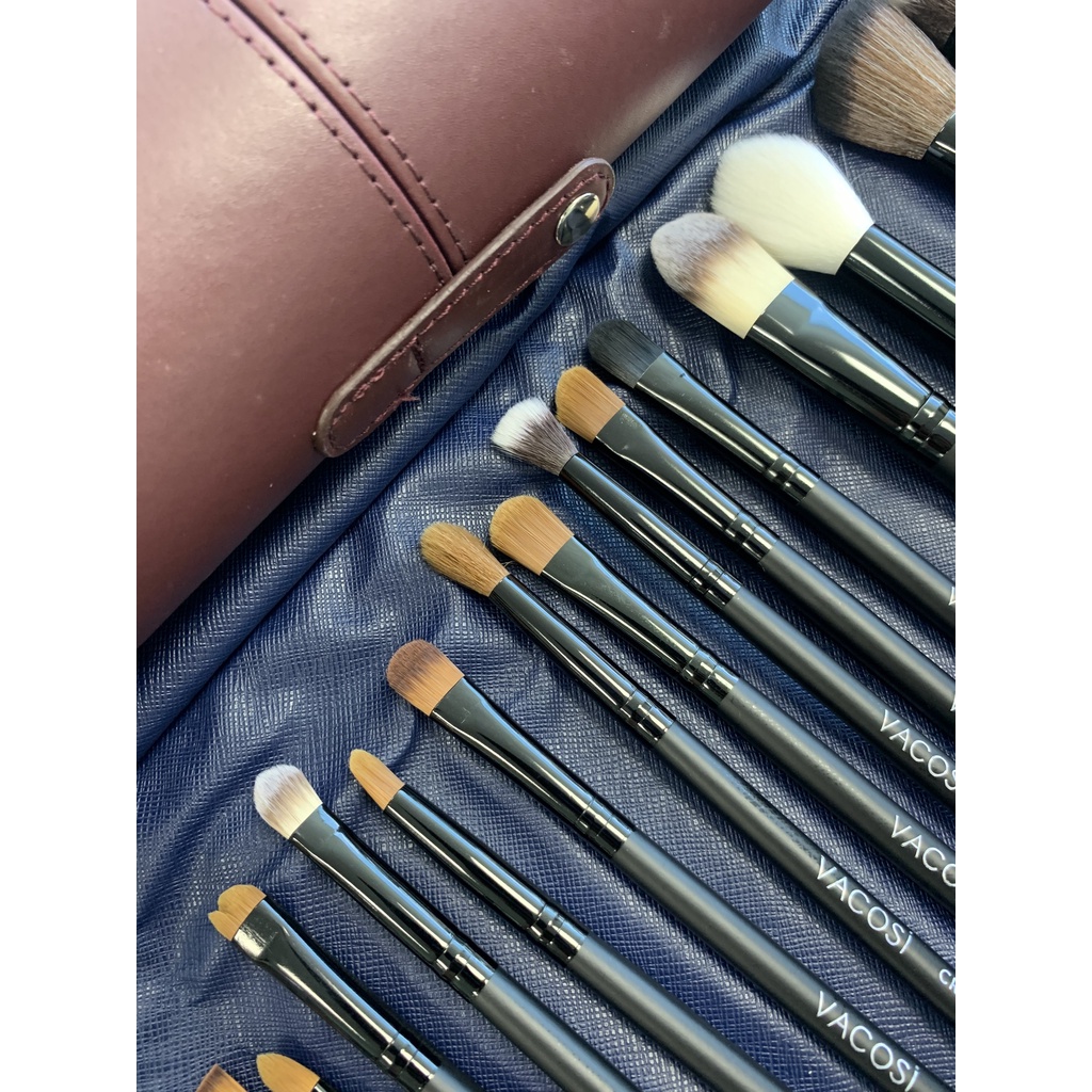 Bộ Cọ Trang Điểm Chuyên Nghiệp Vacosi Master Face Brush Set 24 Cây