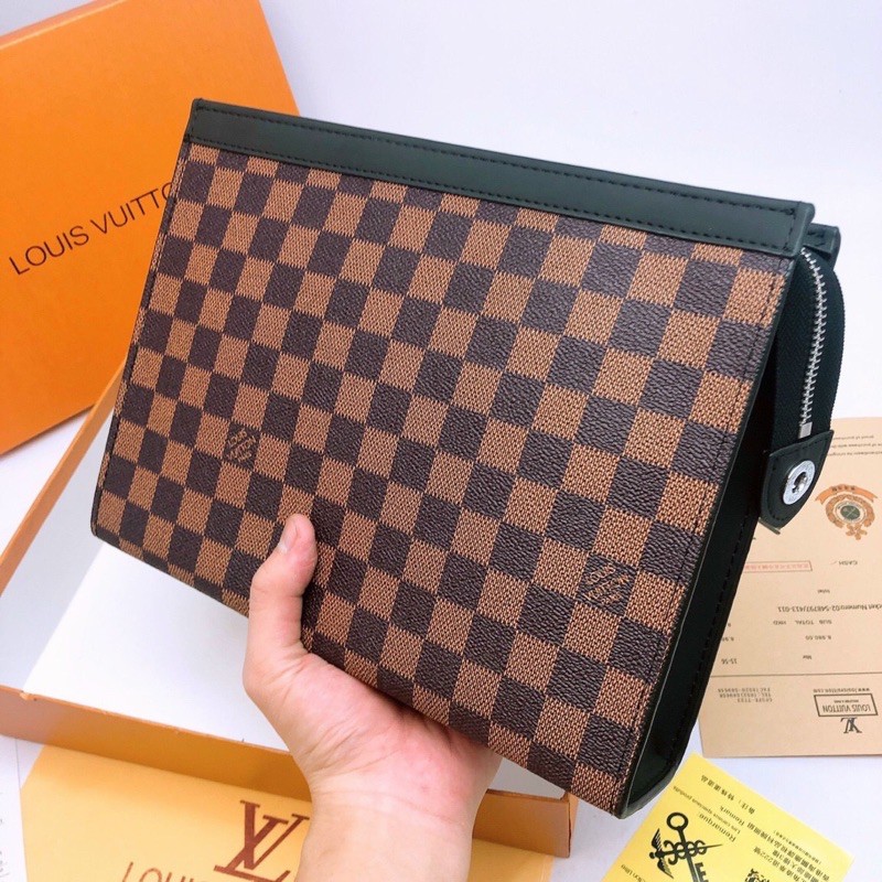 CLUTCH LOUIS VUITTON