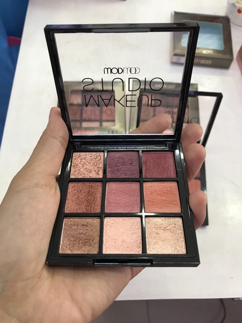 (Nhập KIML6264 giảm 15k) PHẤN MẮT NHŨ LÌ WODWOD 9 Ô MAKEUP STUDIO W585 (Giá sỉ)