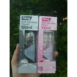 Nước tẩy trang sáng da Pond's Vitamin & Than hoạt tính 100ml
