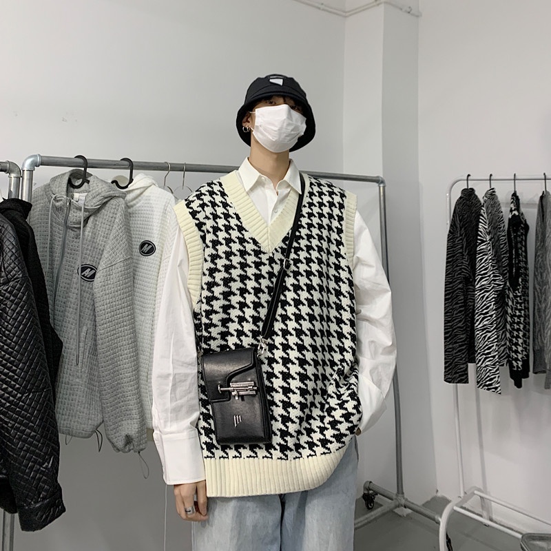 Áo Sweater Không Tay Cổ Chữ V Dáng Rộng Họa Tiết Sọc Caro Phong Cách Hàn Quốc Hợp Thời Trang Cho Nam