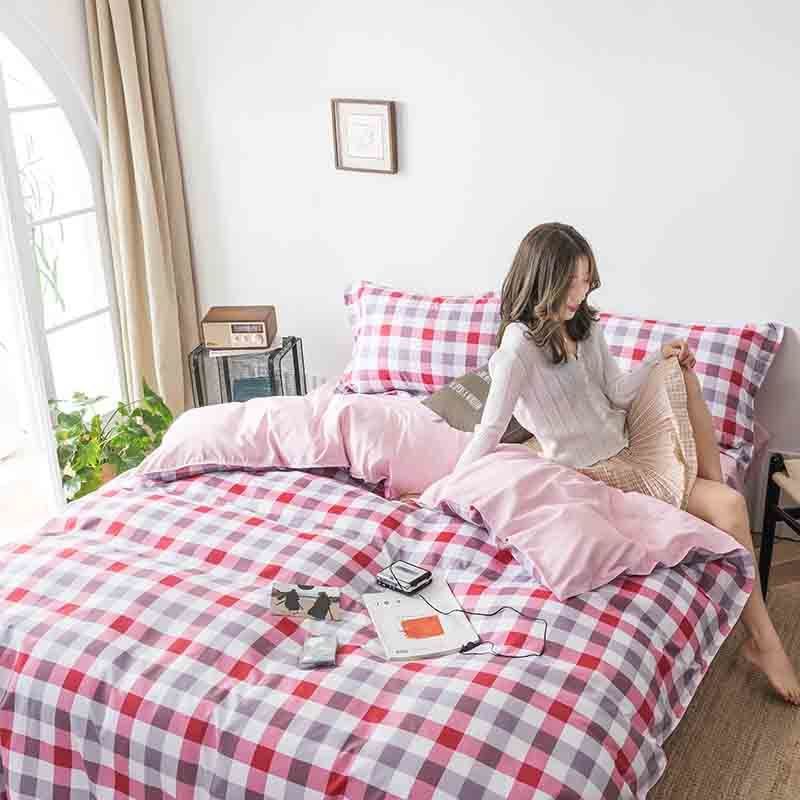 Bộ Chăn Ga Và Vỏ Gối Cotton Bốn Mùa 1.8 Có Thể Giặt Sạch